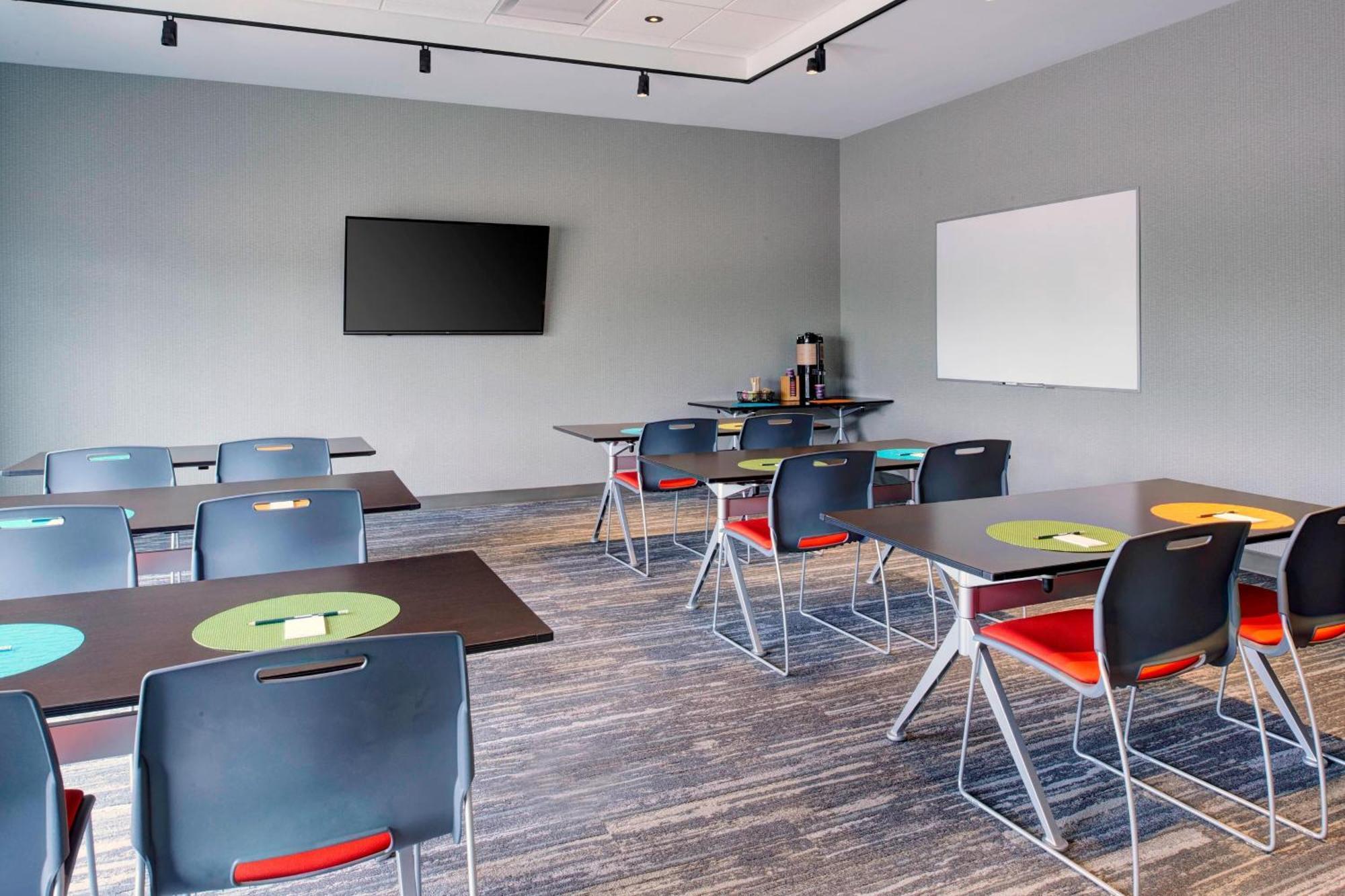 Aloft Columbus Westerville Exterior photo